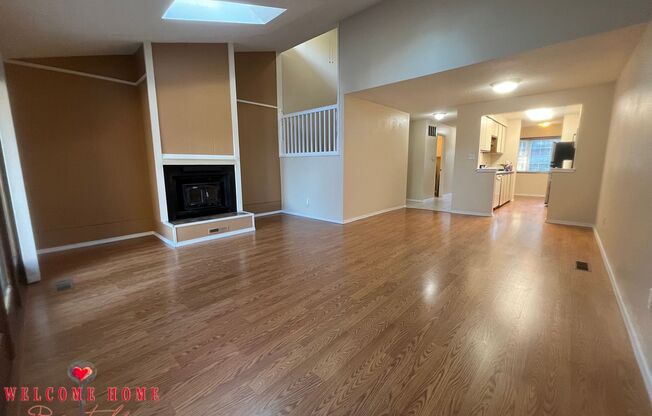 2 bedroom townhome condo with AMAZING view, brand new carpeting and a fresh coat of paint!!!
