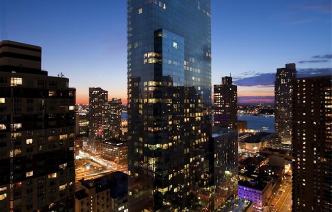 1 bed, 1 bath, $5,430, Unit 41P