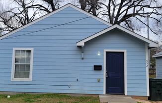 Newer Construction 2 bed/1 bath