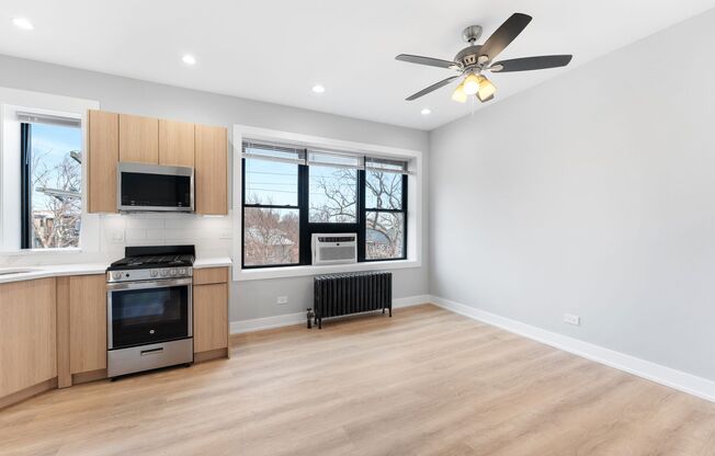 1 bed, 1 bath, 347 sqft, $1,650, Unit 107