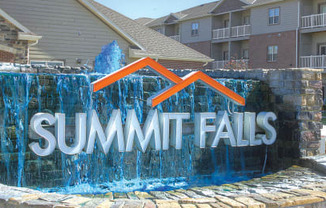 Summit Falls Apartments & Townhomes