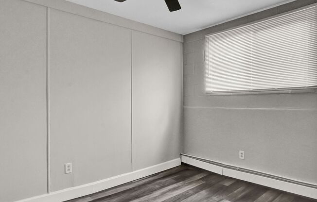 1 bed, 1 bath, 700 sqft, $999, Unit Unit 20