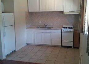 2 beds, 1 bath, $2,300, Unit #8