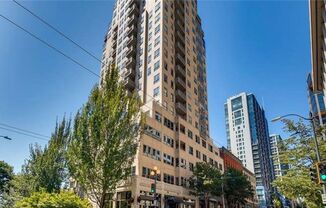 Incredible 2bd Downtown Condo