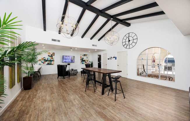 Fulfilling Lifestyles at Desert Peaks