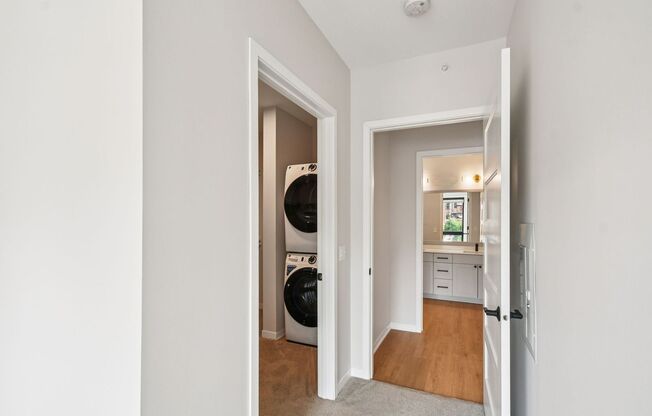 1 bed, 1 bath, 1,031 sqft, $3,045, Unit 310