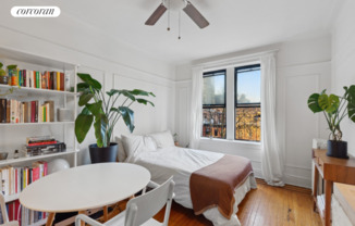 49 WILLOW ST