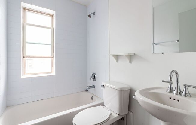 Studio, 1 bath, $1,545, Unit 3E