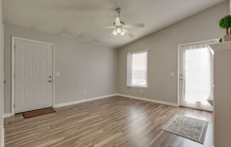 Adorable 2 bed/2 bath condo Hermitage