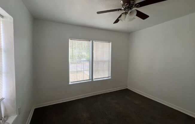 2 beds, 1 bath, $1,350