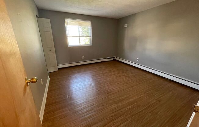 Broadway 732 LLC