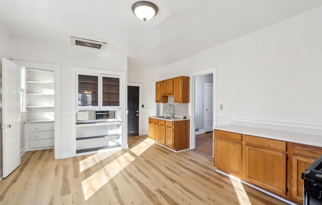2 bed 1 bath apartment newly remodeled, located right off Brady St in Milwaukee, WI.