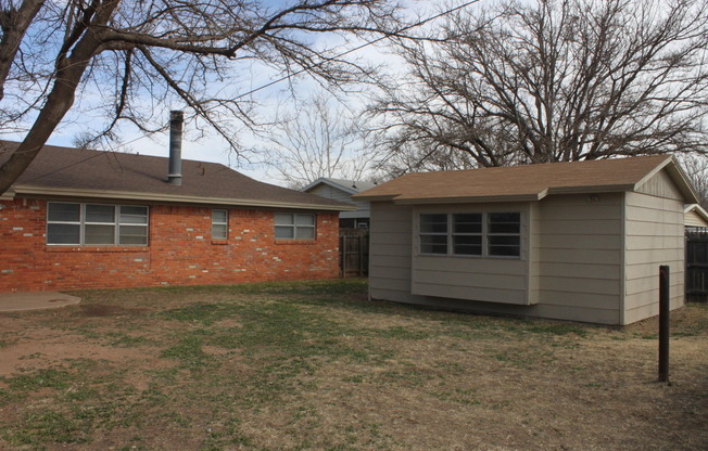 4 beds, 2 baths, $1,595