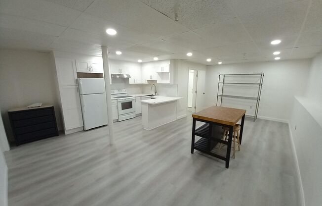 51 Boardman Pl.