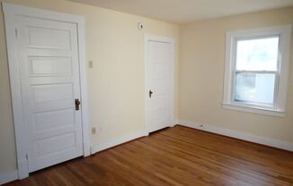 1 bed, 1 bath, $790, Unit Apt 1W