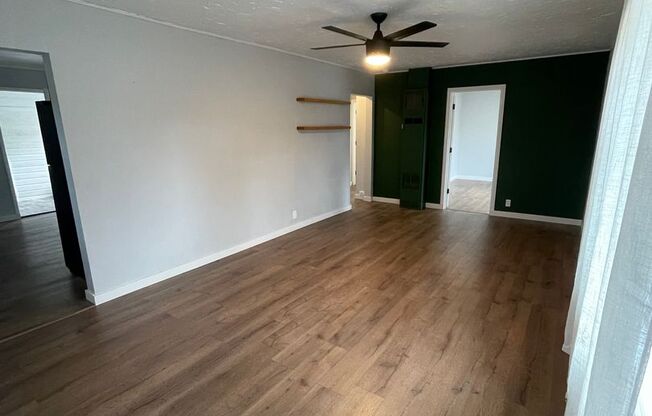 2 beds, 1 bath, $1,895