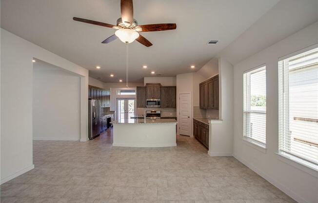 608 SATURNIA DR