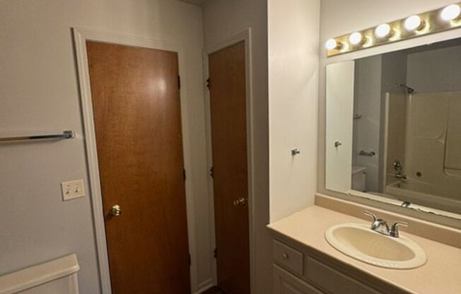 2 beds, 1.5 baths, $1,599