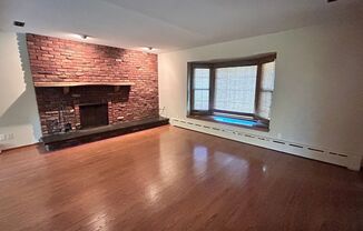 3 beds, 2.5 baths, $2,450, Unit 2850 - RIGHT