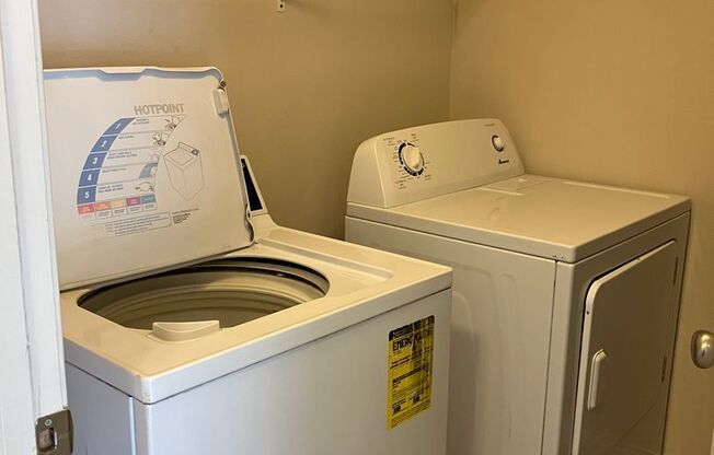 4 beds, 3 baths, 1,656 sqft, $1,850, Unit 1314 Stags