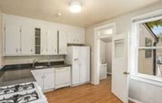 3057 W 38 AVE