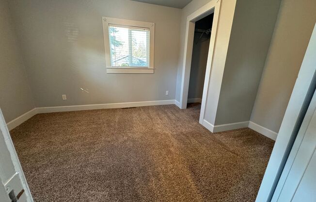 3 beds, 1 bath, $2,200