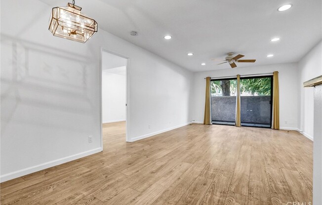 2 beds, 2 baths, 883 sqft, $2,450, Unit 130C