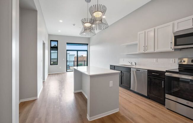 1 bed, 1 bath, 625 sqft, $1,275, Unit 1212