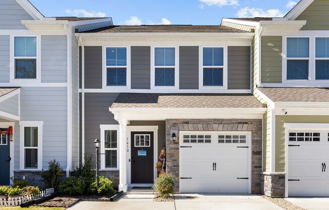 Modern Living in the Heart of Chesapeake.