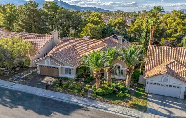 **FURNISHED** POOL! SPECTACULAR SINGLE-STORY 4-BEDROOM HOME IN PECCOLE RANCH!