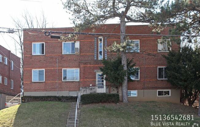 5206 MONTGOMERY RD