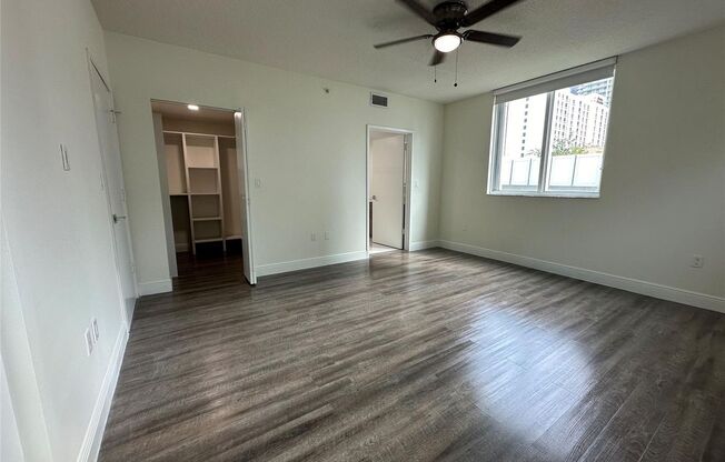 2 beds, 2 baths, 1,156 sqft, $3,275, Unit 110 SW 12 Street #  unit 302 (F10471584)