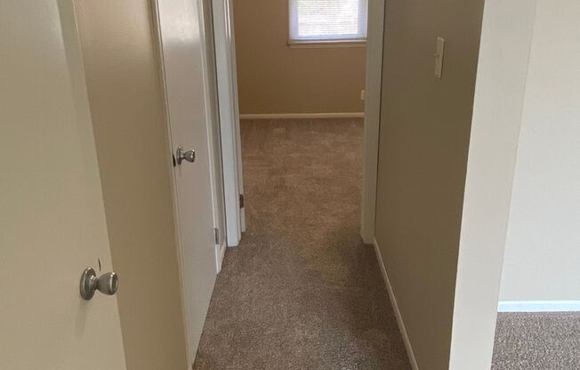 1 bed, 1 bath, 580 sqft, $860, Unit 3009