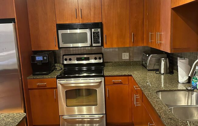 1 bed, 1 bath, $2,650, Unit Apt 206