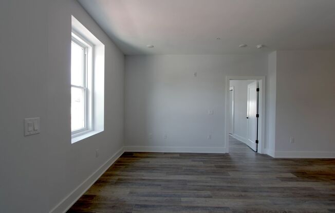 2 beds, 2 baths, 941 sqft, $1,558.33, Unit 305