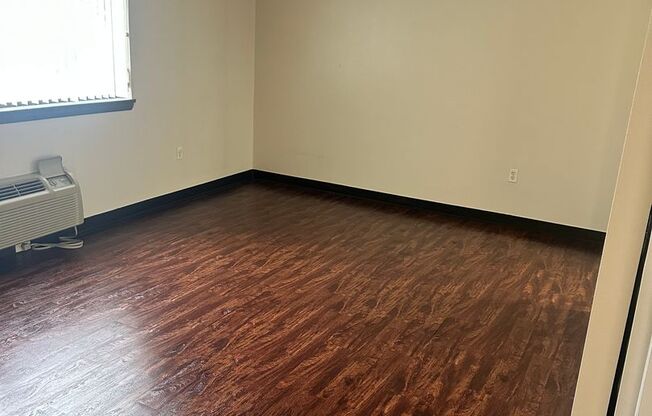 1 bed, 1 bath, 760 sqft, $1,025, Unit 103N