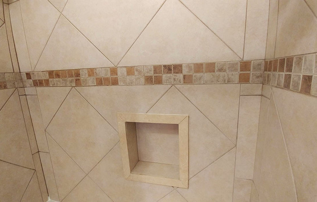 2 beds, 2 baths, 910 sqft, $2,595, Unit 209