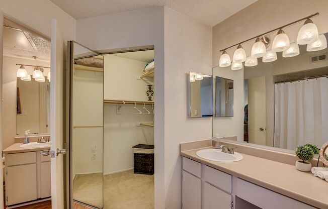 1 bed, 1 bath, 750 sqft, $990, Unit 1309