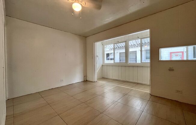 Waikiki: 1 Bed, 1 Bath Apartment