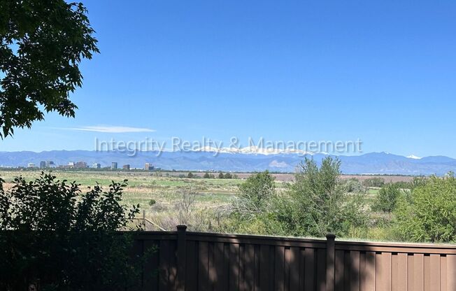 3 Bed/1.5 Bath, 1,468 Sqft - 3860 S Atchison Way #B Aurora, CO 80014
