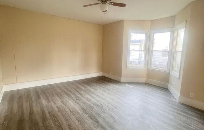 5 Bedroom in Clinton