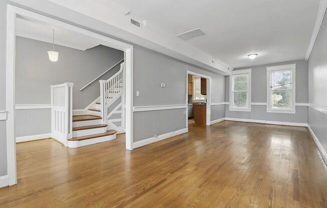 Lovely 4br/2bth home w/parking in Petworth - Priced to rent ASAP!