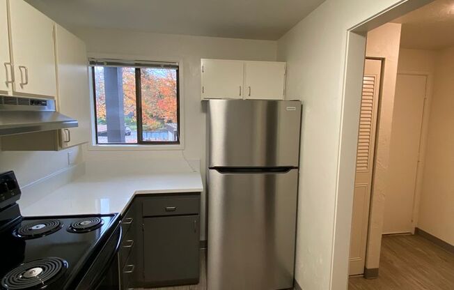 2 beds, 1.5 baths, 1,100 sqft, $1,697, Unit 1810