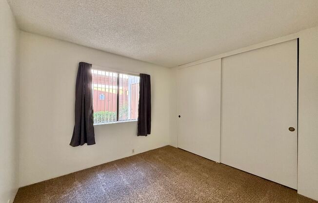 Spacious 2 Bedroom Condo Near Mission Valley!