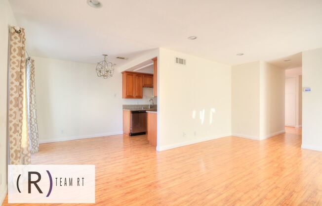 3 beds, 2 baths, $3,000, Unit APARTMENT 85