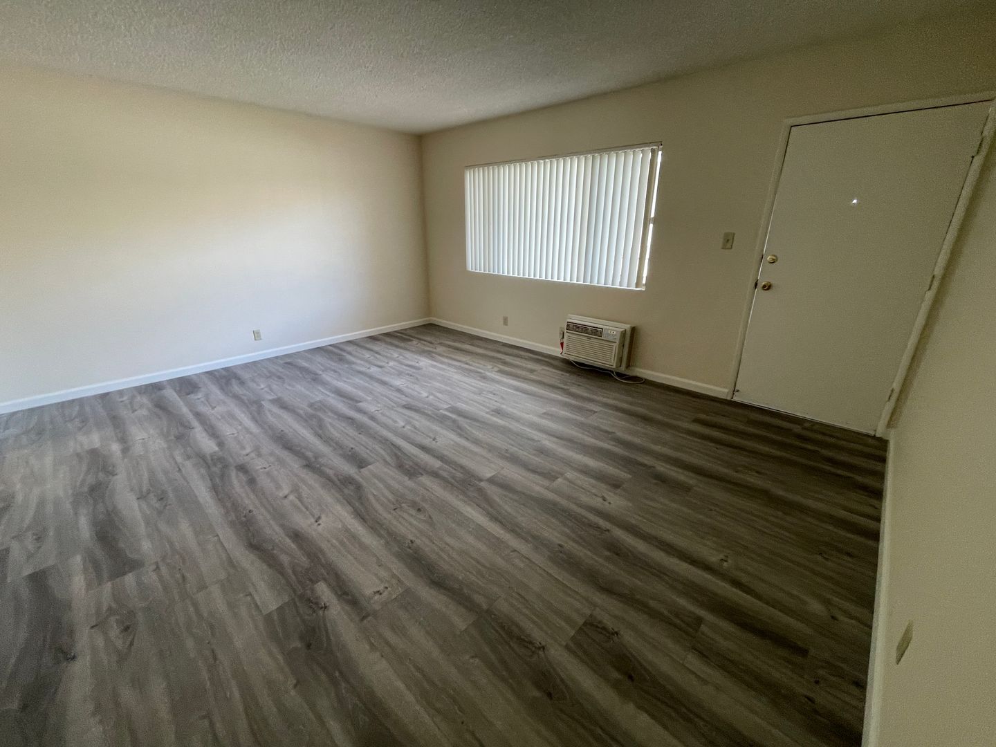 460 W. Doran St. Glendale CA