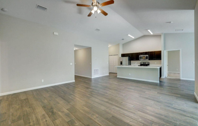 1294 SW PATRICIA AVE