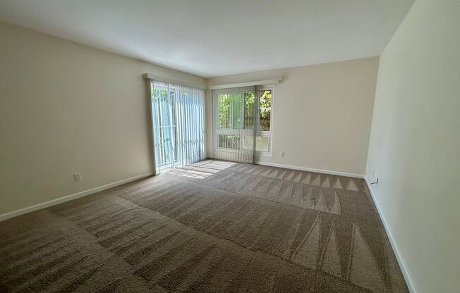 2 Bed 2 Bath with Remodeled Bathrooms! Water/Trash Included.