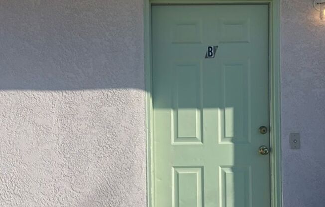 1047p  -170 -5916 Auburn St. -RB/JP