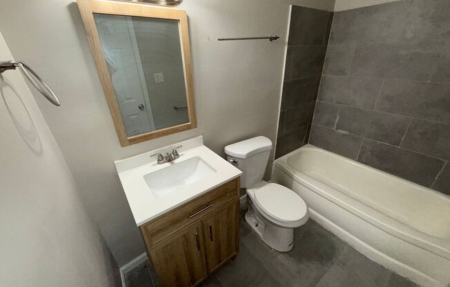 1 bed, 1 bath, 500 sqft, $925, Unit 106